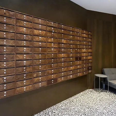 Apartment 35
